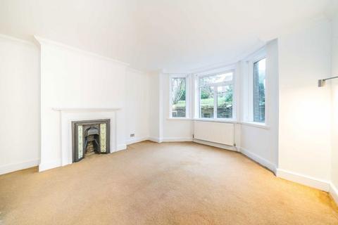 2 bedroom flat for sale, Avenue South, Surbiton KT5