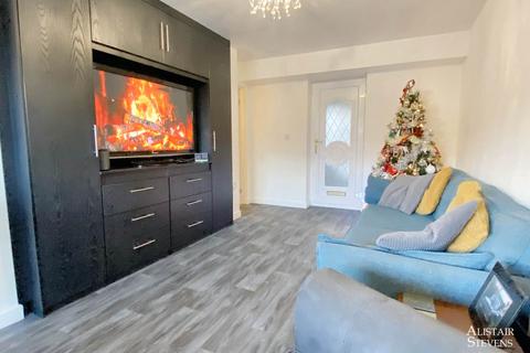37 Arley Drive, Shaw, Oldham, OL2 8DY