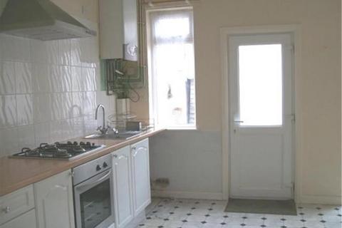 2 bedroom end of terrace house to rent, King Street, Ellesmere Port, Cheshire, CH65 4AZ