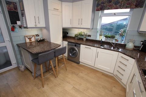 16 Bridge Street, Penistone, Sheffield, S36 6AJ