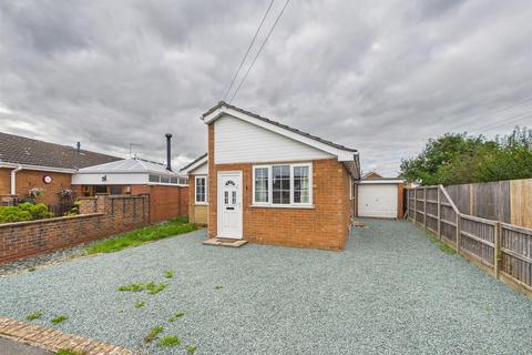 2 bedroom bungalow for sale, Yew Tree Grove, Boston
