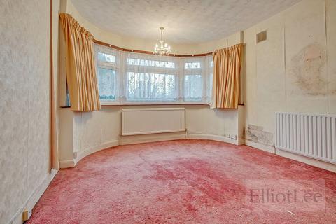 23 Cavendish Avenue, Ruislip, HA4 6QJ