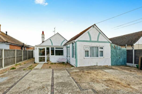 4 bedroom detached bungalow for sale, Bentley Avenue, Herne Bay