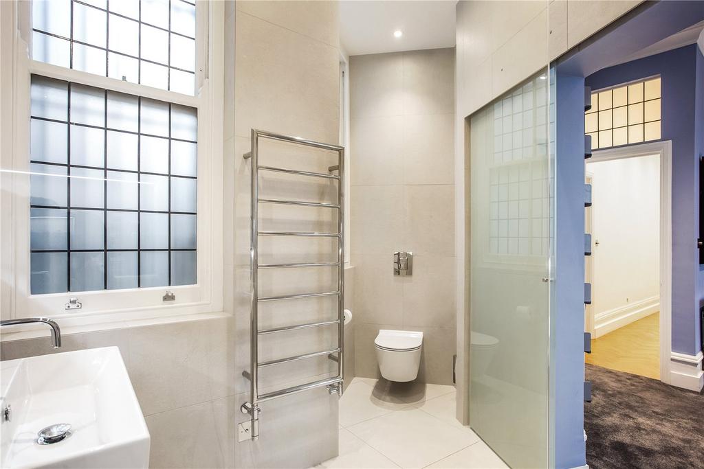 En Suite Shower Room