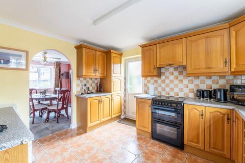 3 bedroom link detached house for sale, Beech Road, Beetley