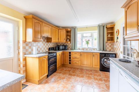 3 bedroom link detached house for sale, Beech Road, Beetley