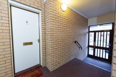 2 bedroom flat for sale, Kemp Court, Hamilton, ML3