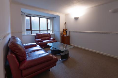 2 bedroom flat for sale, Kemp Court, Hamilton, ML3