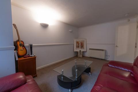 2 bedroom flat for sale, Kemp Court, Hamilton, ML3