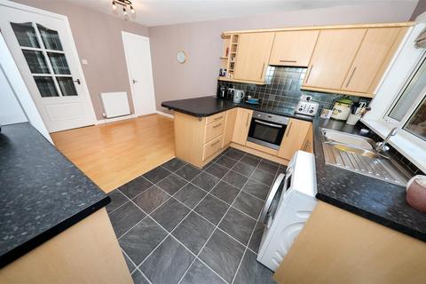 2 bedroom terraced house for sale, Julian Road, Glenrothes