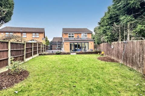 3 New Barnet, Widnes, WA8 9GR