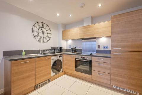 2 bedroom flat for sale, Commercial Road, Tower Hamlets, London, E14