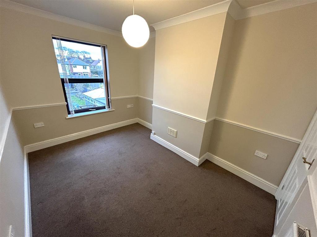 Rear bedroom.JPG