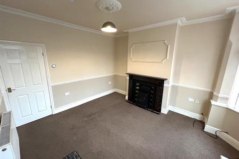 2 bedroom house to rent, Harrison Road, Stourbridge, West Midlands