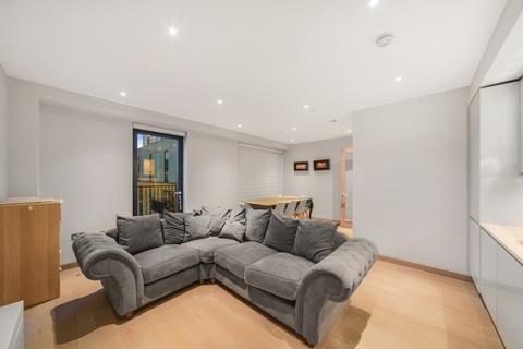 1 bedroom apartment to rent, Ram Quarter, SW18