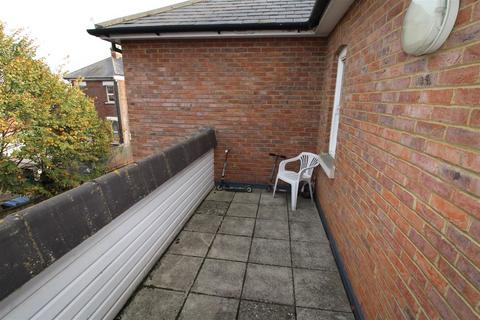 1 bedroom flat to rent, Milliners Place, Matthew Street, DUNSTABLE