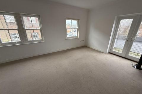 1 bedroom flat to rent, Milliners Place, Matthew Street, DUNSTABLE