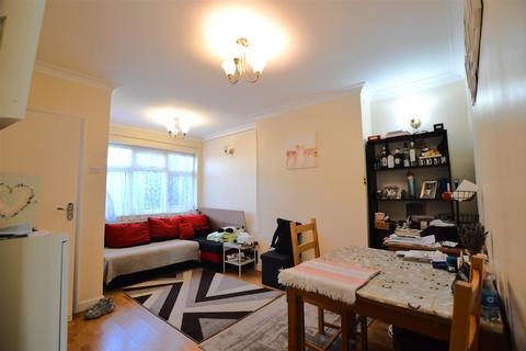 1 bedroom apartment for sale, Lancaster Avenue, Slough