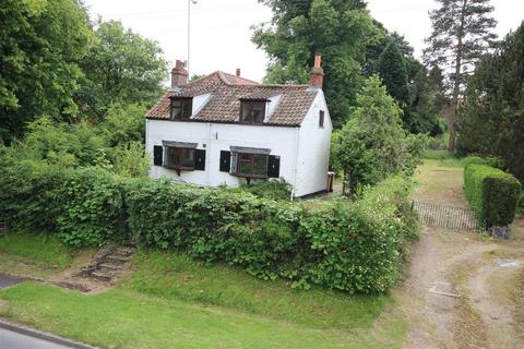 4 bedroom detached house for sale, West End, Walkington