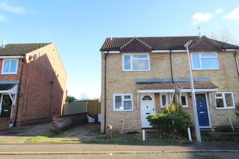 3 bedroom semi-detached house to rent, Sinnington End, Colchester, CO4