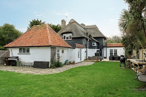 4 bedroom detached house for sale, The Fairway, Aldwick Bay Estate, Bognor Regis, West Sussex PO21