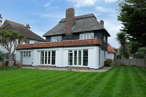 4 bedroom detached house for sale, The Fairway, Aldwick Bay Estate, Bognor Regis, West Sussex PO21