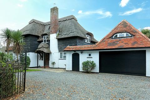 4 bedroom detached house for sale, The Fairway, Aldwick Bay Estate, Bognor Regis, West Sussex PO21