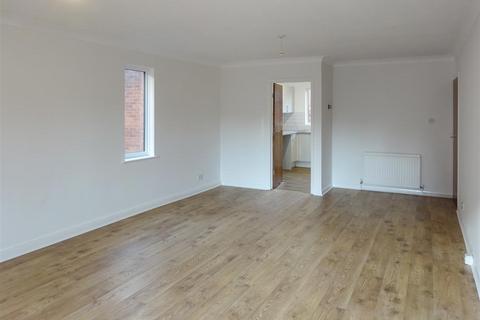 2 bedroom apartment to rent, London Road, Kettering NN16