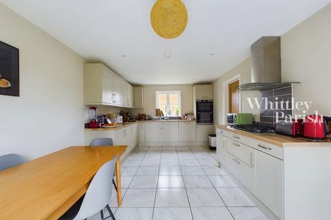 4 bedroom detached house for sale, Victoria Hill, Eye