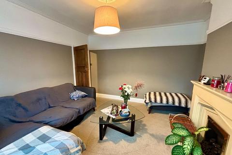 2 bedroom flat for sale, Guelder Road, High Heaton, Newcastle upon Tyne, NE7