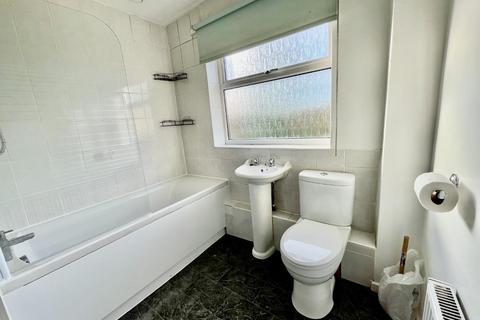 3 bedroom detached house to rent, Parkside, Beck Row IP28