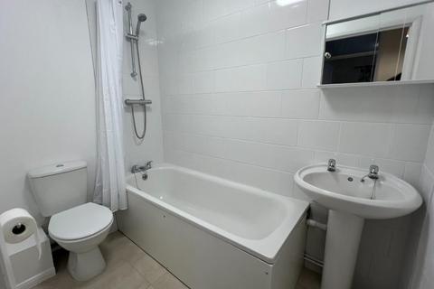 2 bedroom flat to rent, Tollgate Lane, Bury St. Edmunds IP32