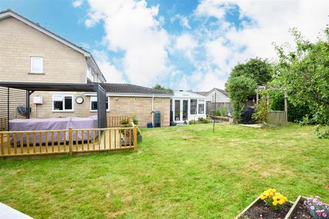 18 Winterslow Road, Trowbridge, BA14 0LX