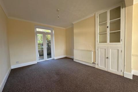 3 bedroom semi-detached house for sale, Willow Grove, Chippenham