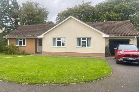 3 bedroom detached bungalow to rent, CHULMLEIGH