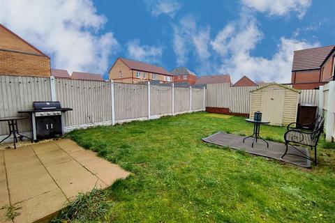 3 bedroom semi-detached house for sale, Collier Way, Mapplewell, Barnsley