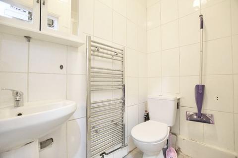 1 bedroom flat to rent, High Road Leyton, London, E10