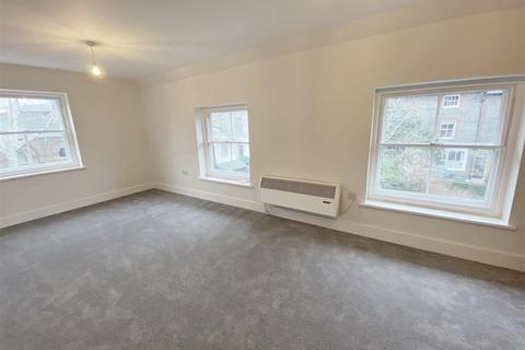 2 bedroom flat to rent, Friars Walk, Lewes