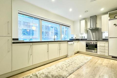 3 bedroom duplex for sale, Bawley Court, Magellan Boulevard, London E16