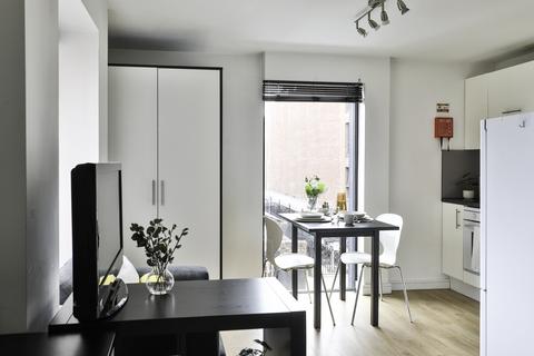 1 bedroom in a house share to rent, Plot Maple House, Classic 2 Bed Apartment at Nationwide, 25 Caledonia Street L7