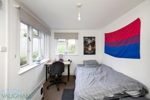 3 bedroom apartment to rent, Baden Road, Brighton BN2