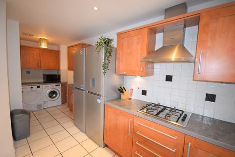 6 bedroom house to rent, 67 Bartholomews Square, Bartholomews Square, Bristol BS7