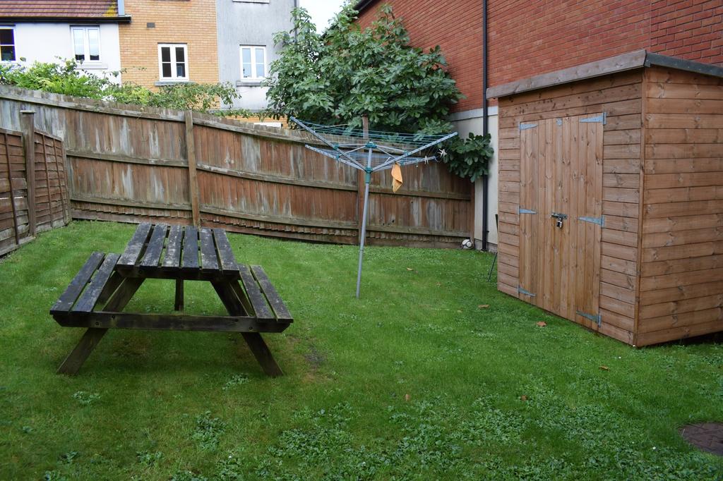 A spacious and well maintained garden, perfect ...