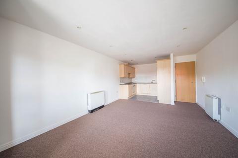 2 bedroom flat to rent, Prescot Road, Harris Grange, WA10