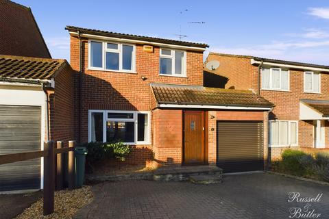 3 bedroom link detached house for sale, Plover Close, Buckingham