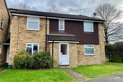 1 bedroom flat to rent, Bisley, Woking GU24