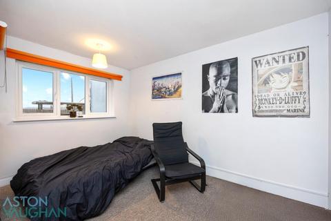 2 bedroom apartment to rent, Baden Road, Brighton BN2