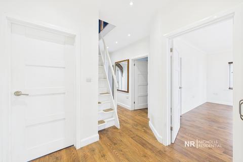 undefined, Epsom KT18