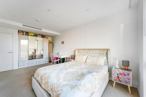 2 bedroom apartment for sale, Huntington House, Prince of Wales Drive, Battersea, SW11