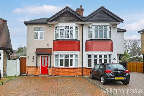 4 bedroom semi-detached house to rent, Manor Way, London E4